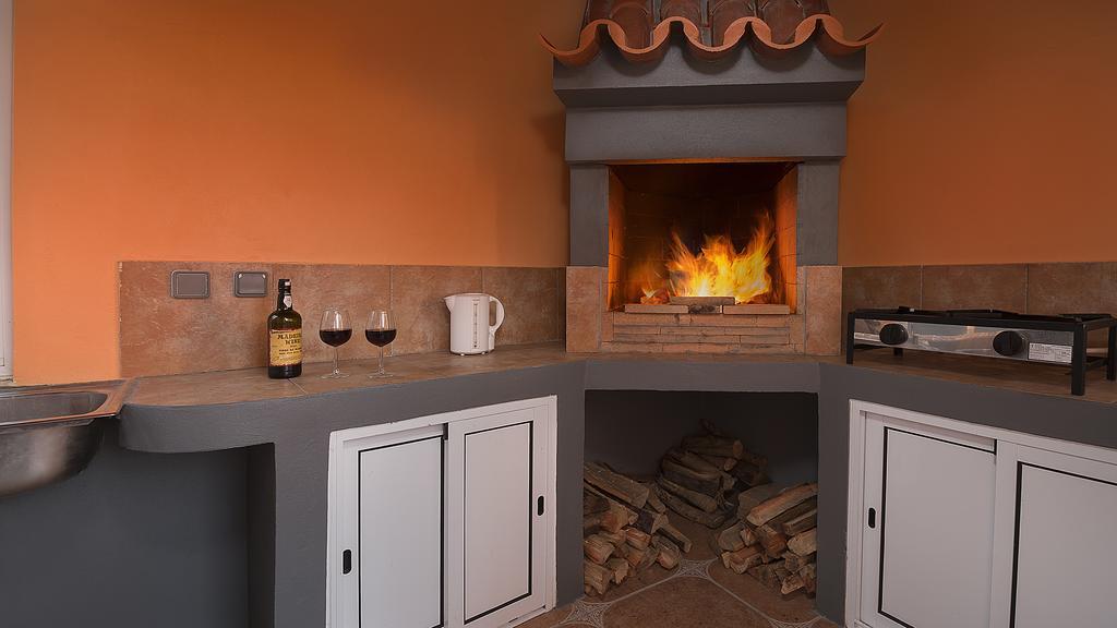 Paradise House Calheta Bagian luar foto