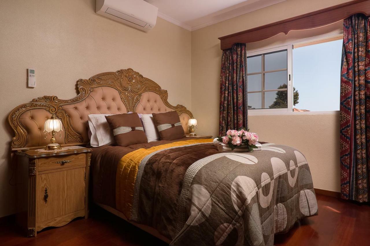 Paradise House Calheta Bagian luar foto